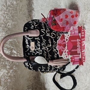 Luv Betsey Johnson EUC Logo Quilted Faux Pink Black Crossbody Shoulder Handbag